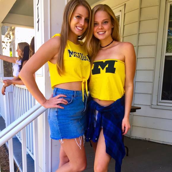 Meet your Posher, Abby - Picture 1 of 1